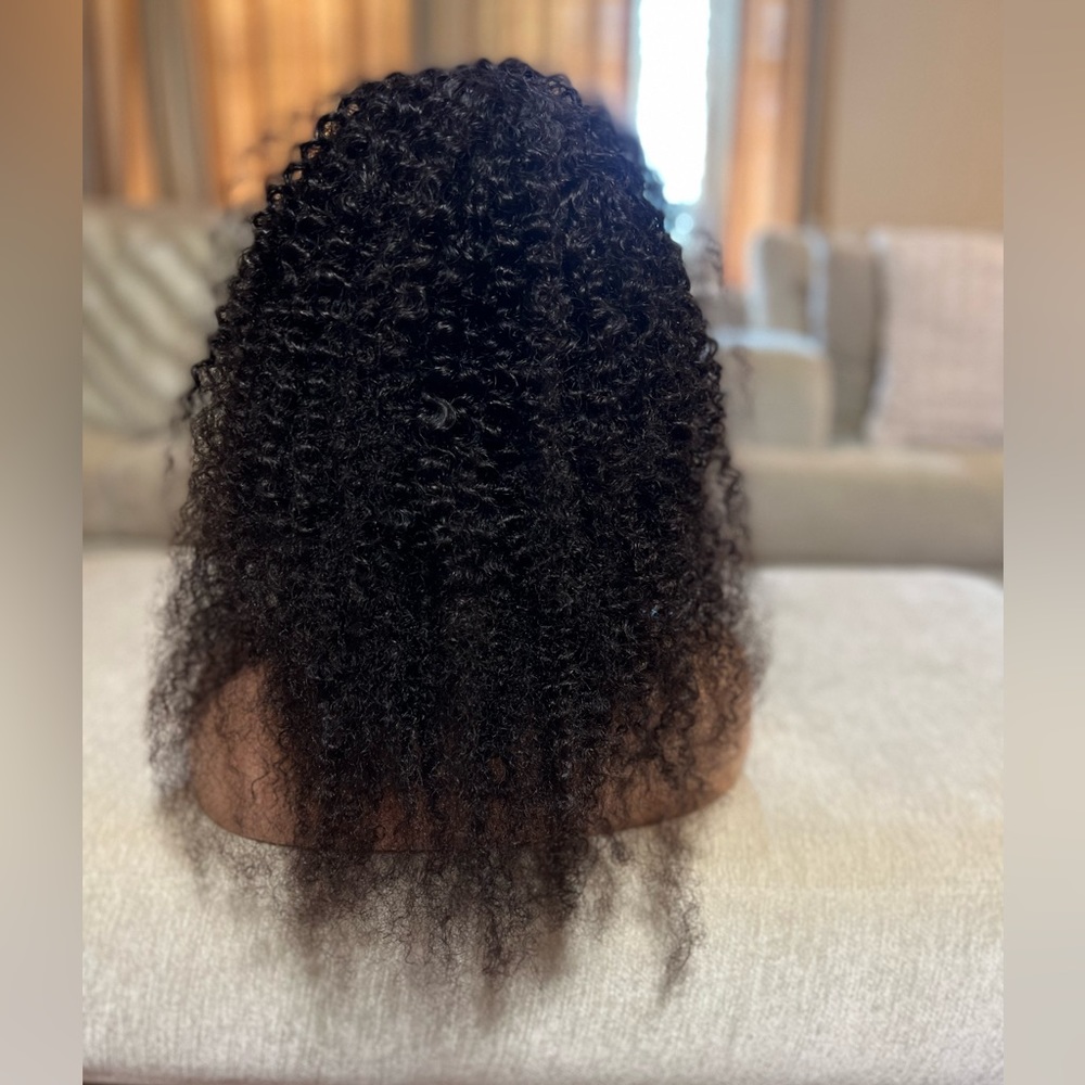Wig - Picture 2 of 6